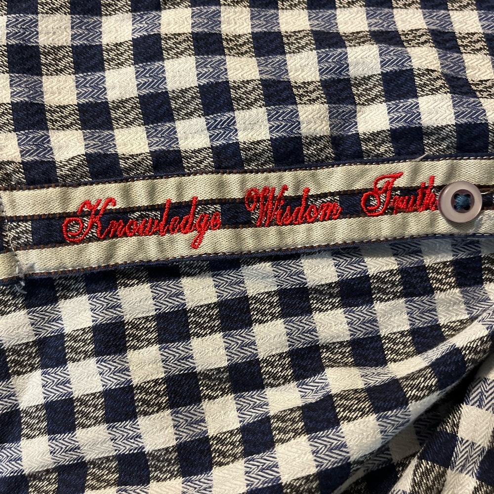 Robert Graham Blue and White Checkered Casual Button Down‎ Shirt - Picture 8 of 8